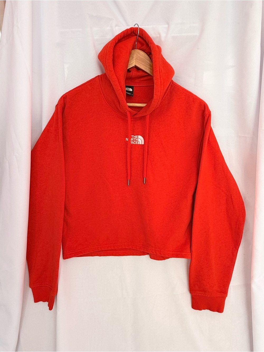 The North Face Women's Vibrant‎ Orange Hoodie size Small P